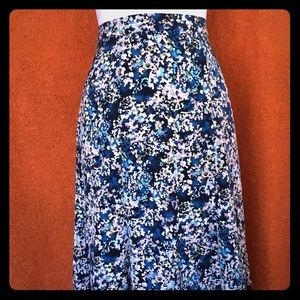 🛍10 for $20 Christopher B Midcalf Floral Skirt